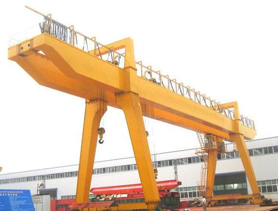 A型全包廂雙主梁門(mén)式起重機(jī)